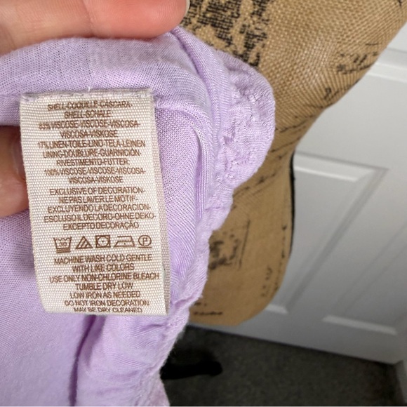 Sz M Free People $88 MSRP Lilac Boho Begonia Embroidered Top - Picture 6 of 10